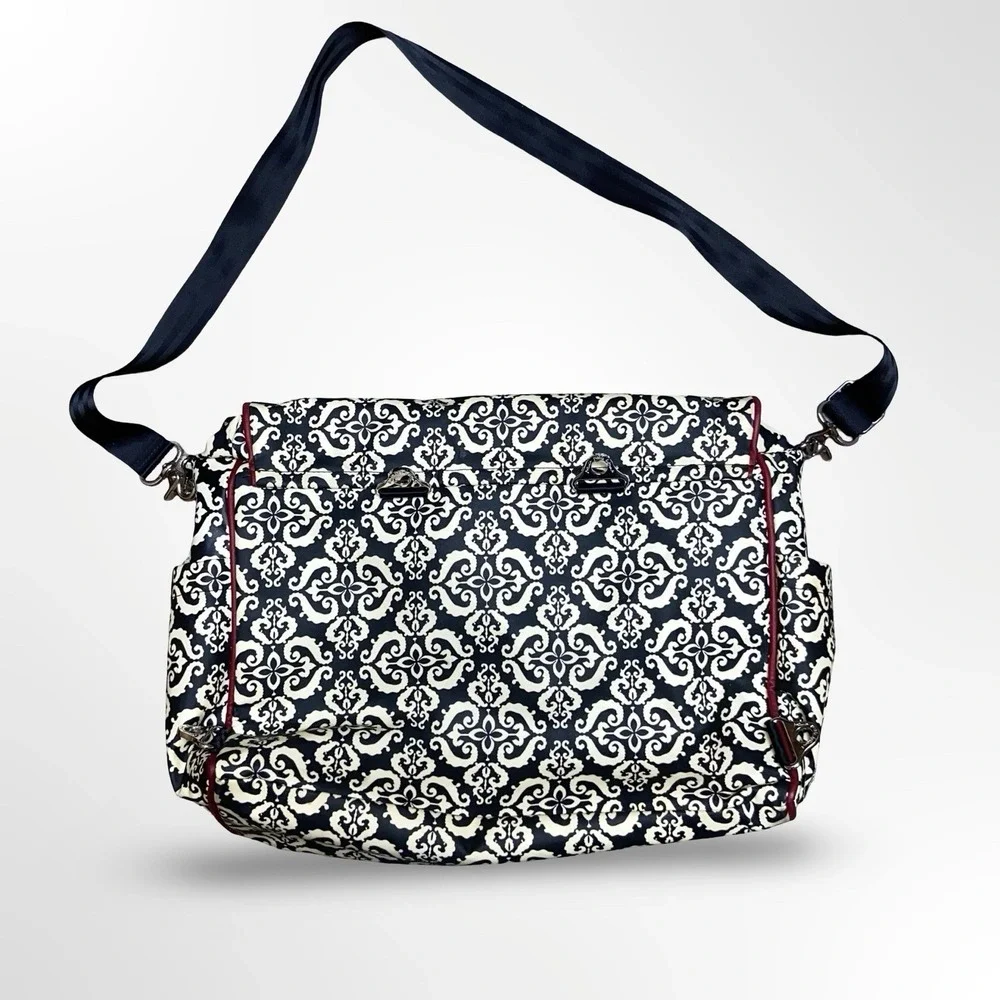 Petunia Pickle Bottom Diaper Bag Messenger Bag Black White Red Baby Travel Tote